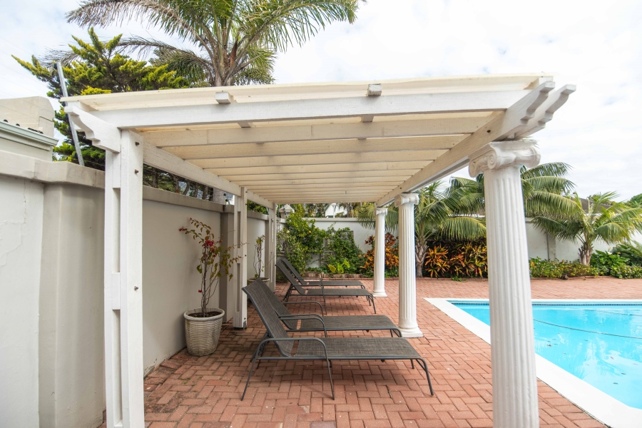 4 Bedroom Property for Sale in Summerstrand Eastern Cape